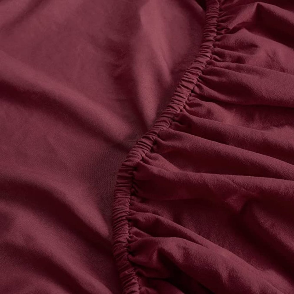 SERTA Simply Clean Soft Hypoallergenic Stain Resistant Deep Pocket 4 PiecesKing - Picture 4 of 6